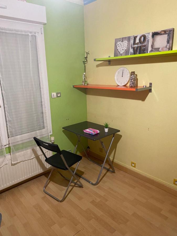 Chambre d'hôtes dans une maison Argenteuil Exterior foto